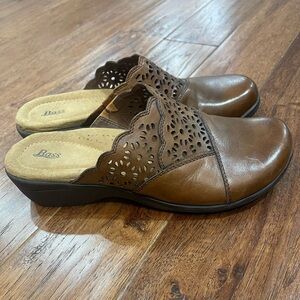 G H Bass Ethel Brown Leather Mule Clogs Size 9M Excellent Condition